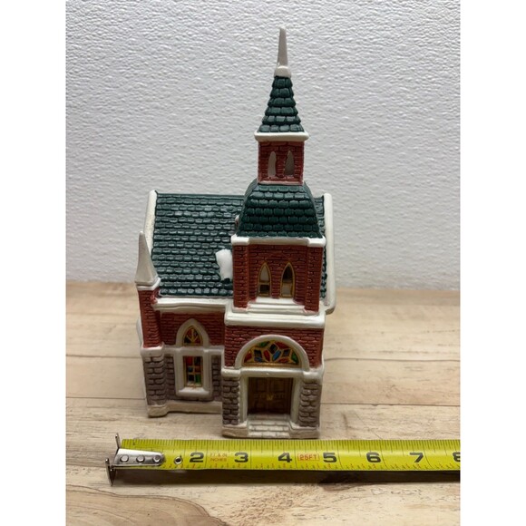Vtg 1995 Christmas Valley Collection Light Up Cathedral - Picture 13 of 15
